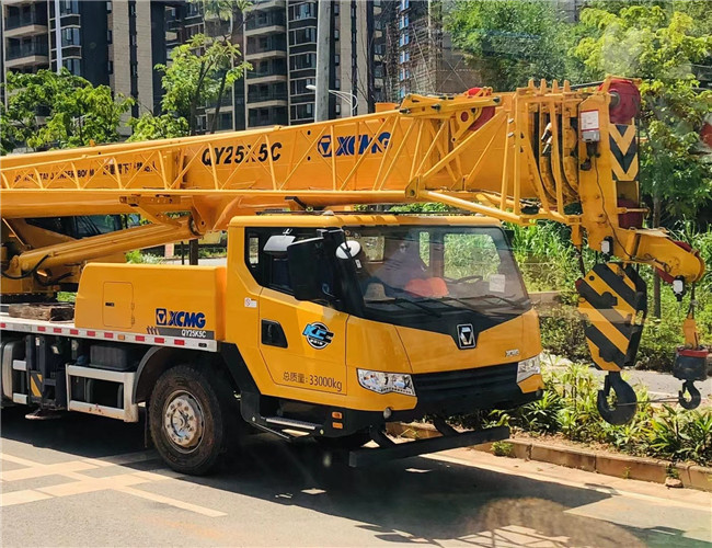 阆中市大件设备吊装租赁吊车