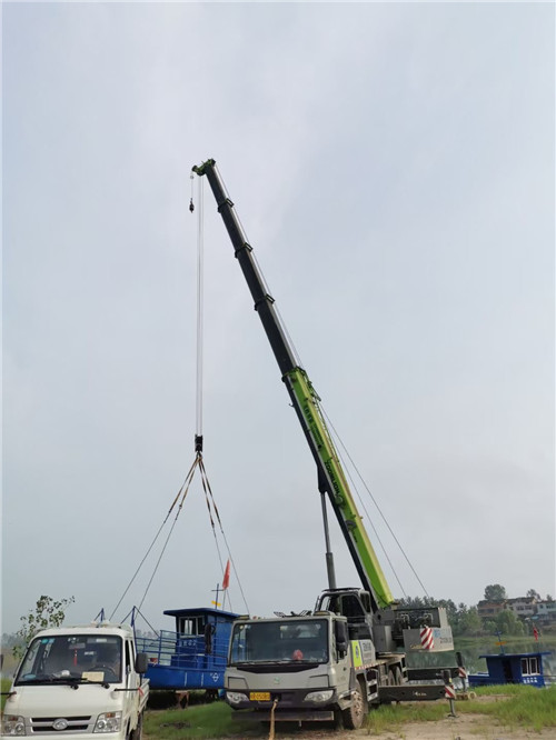 阆中市桥梁建设吊装案例